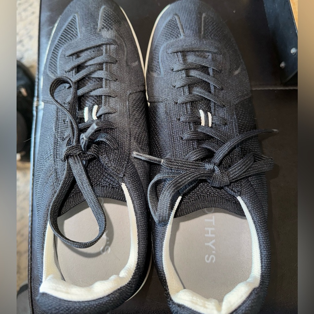 Men's Black Knit Casual Sneakers